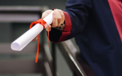 Le Baccalauréat, une Relique du Passé ou le Tremplin de Demain ?