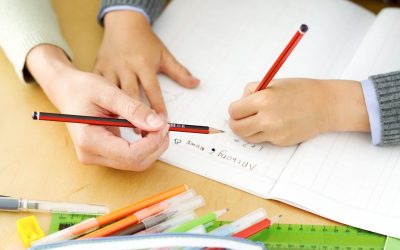 Renforcez la réussite de votre enfant grâce au soutien scolaire : astuces et conseils pratiques