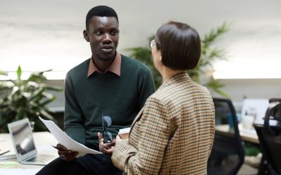 Les Dessous Cachés des Stages en Entreprise : Les Jeunes Traités en Main-d&rsquo;œuvre Gratuite ?