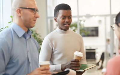 Survivre à un stage en entreprise : mode d’emploi pour stagiaires rebelles